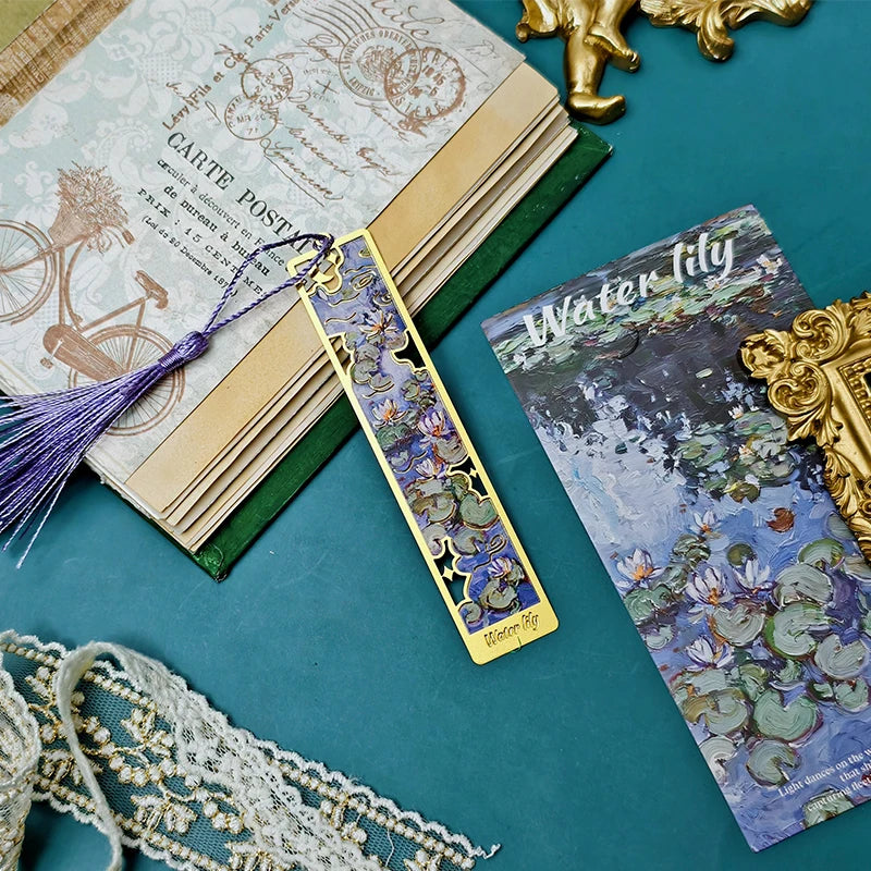 1pc Hollow Literary Flower Metal Bookmark Exquisite Painting Lily Rose Shape Gifts for Book Lovers Writers Readers